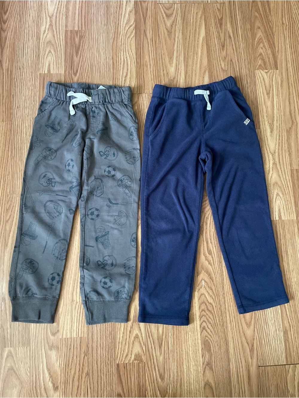 LOT 4 Toddler Boys Outfit Sets - Picture 4 of 13